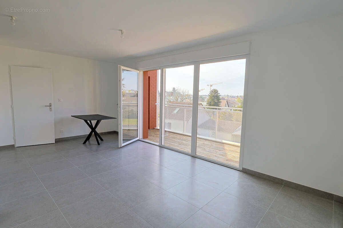 Appartement à SAINT-PRYVE-SAINT-MESMIN