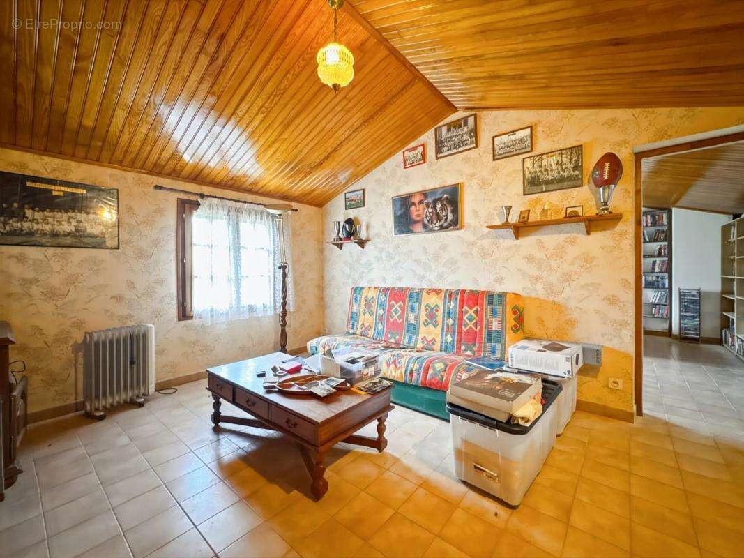 Maison à THEZAN-DES-CORBIERES