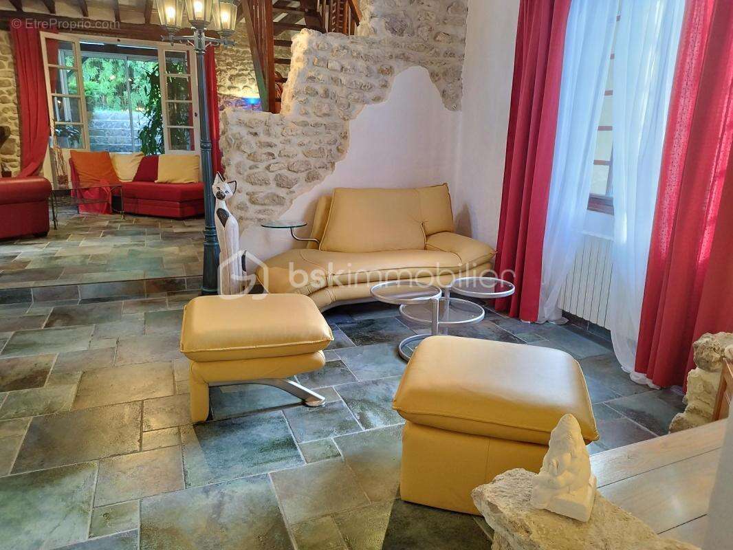 Maison à CLAYE-SOUILLY