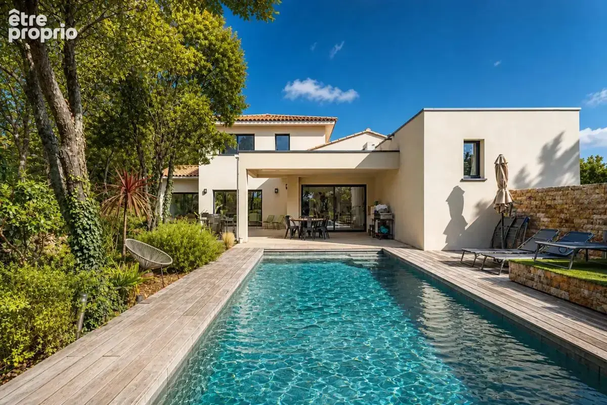 Photo Maison à Causse-De-La-Selle au prix de 777 000€