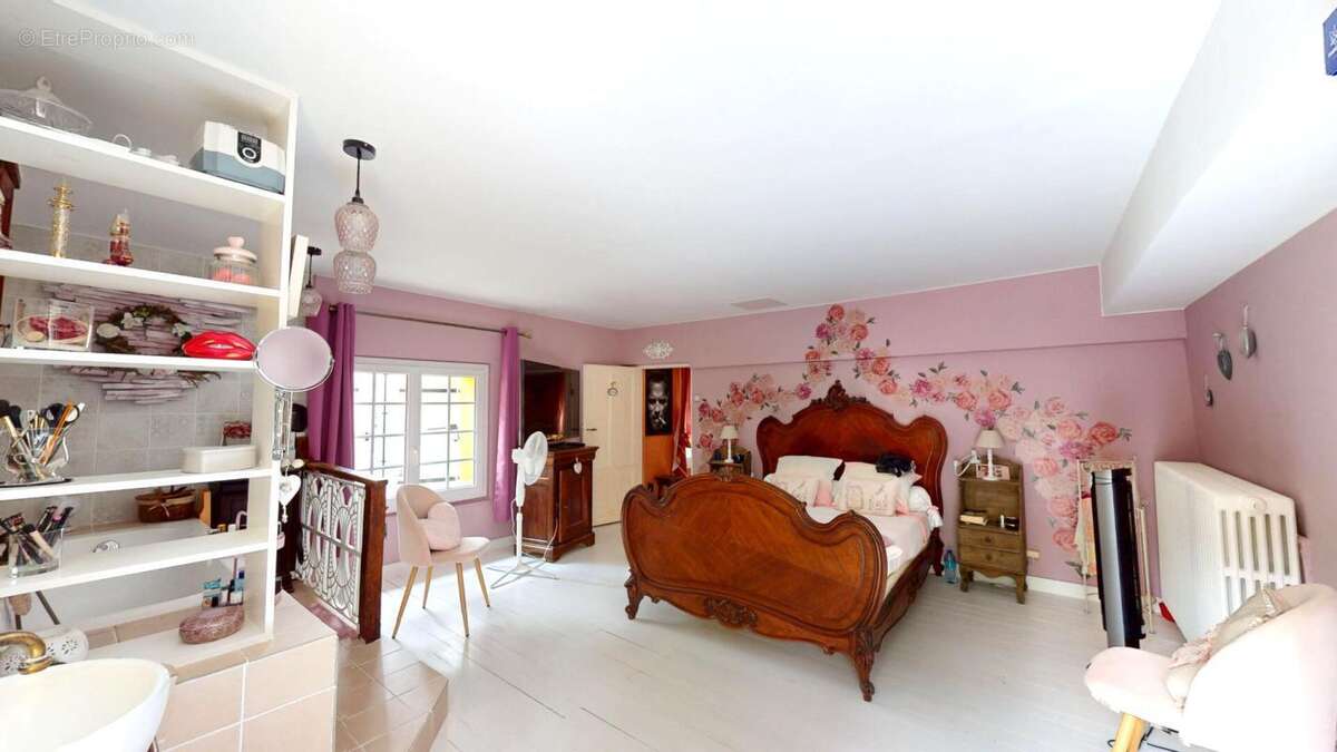 Maison à REBAIS