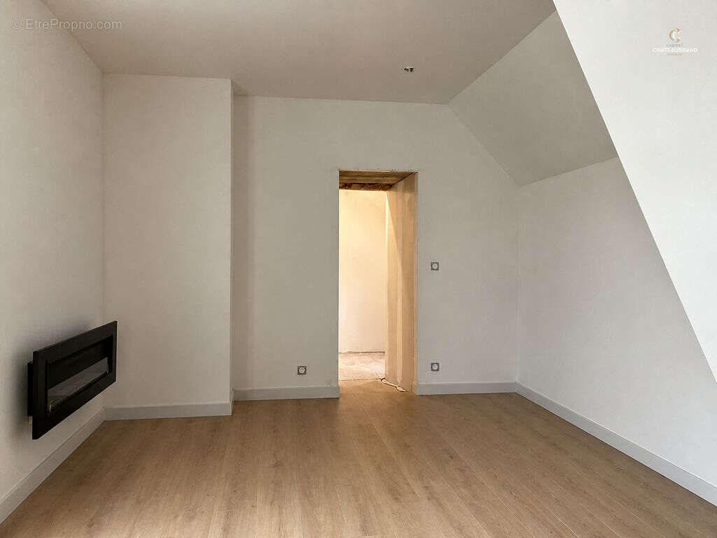 Maison Saint Remy Du Plain 6 pièce(s) 146 m2 - photo 14