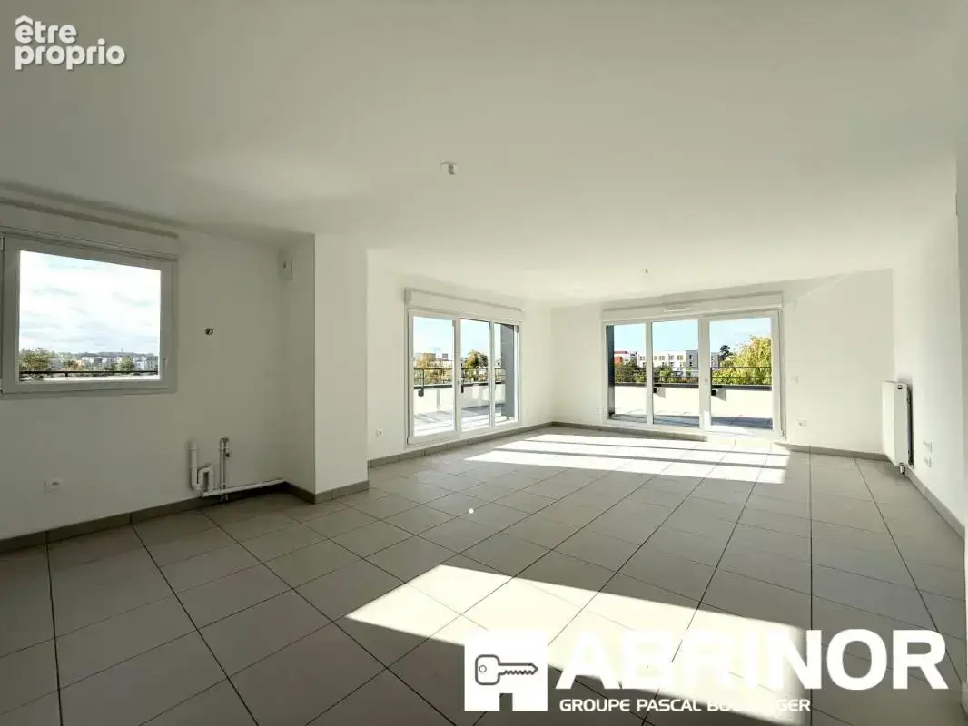 102 m² et 81 m² de terrasse : confort et lumière au cœur de Saint-Honoré - photo 5