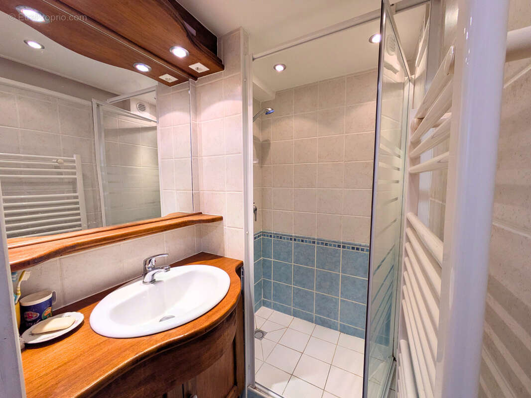 Appartement à SAINT-MICHEL-DE-CHAILLOL