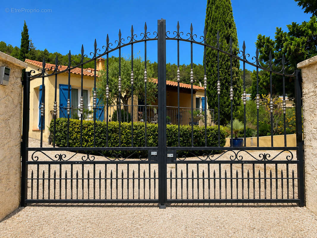 Maison à CARNOULES
