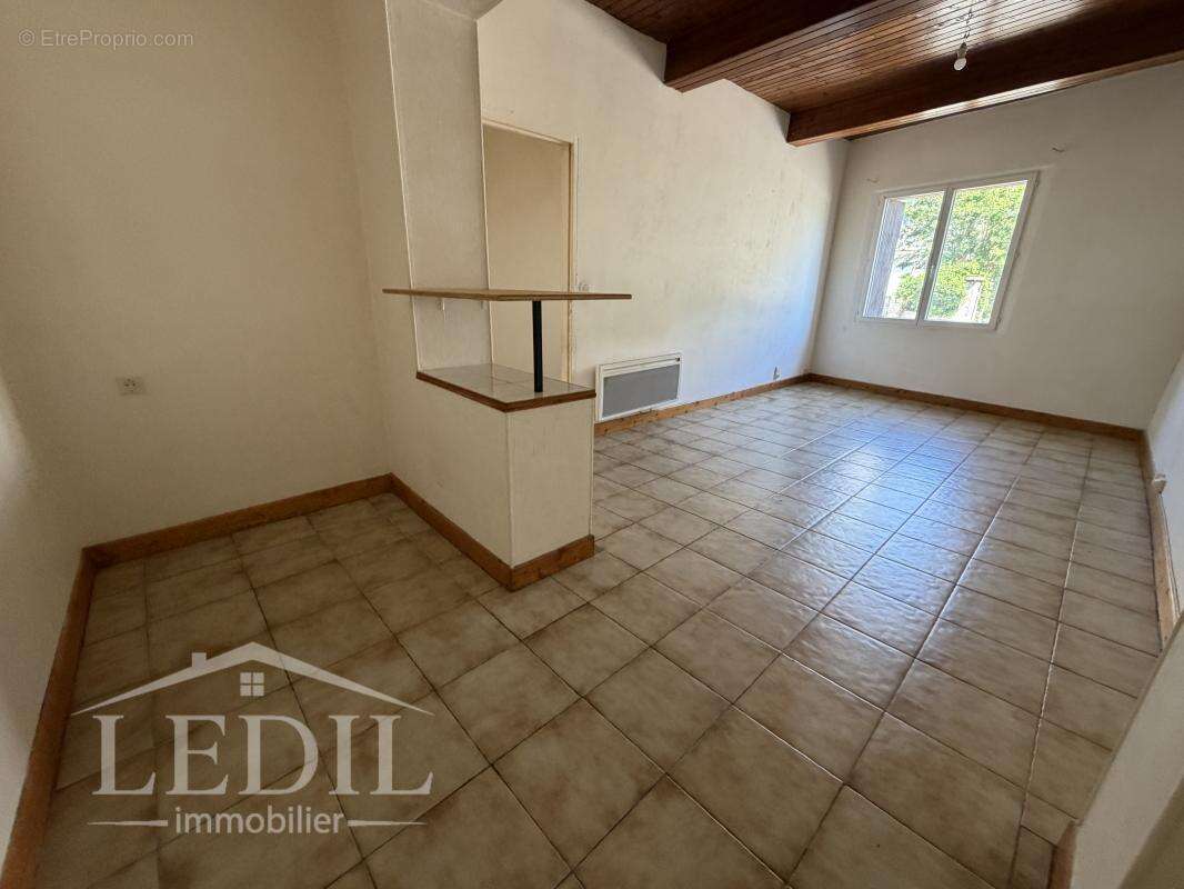 Maison de village avec cour intérieure - photo 3