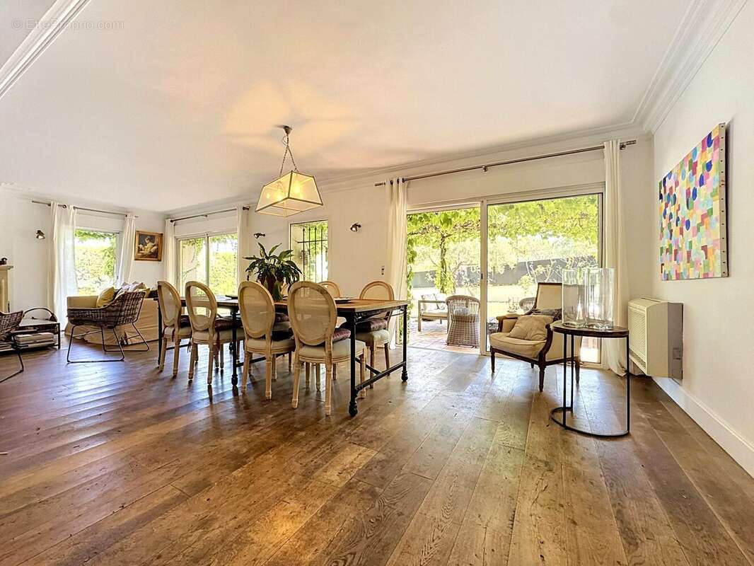 Maison 235 m² à Mougins  - photo 6