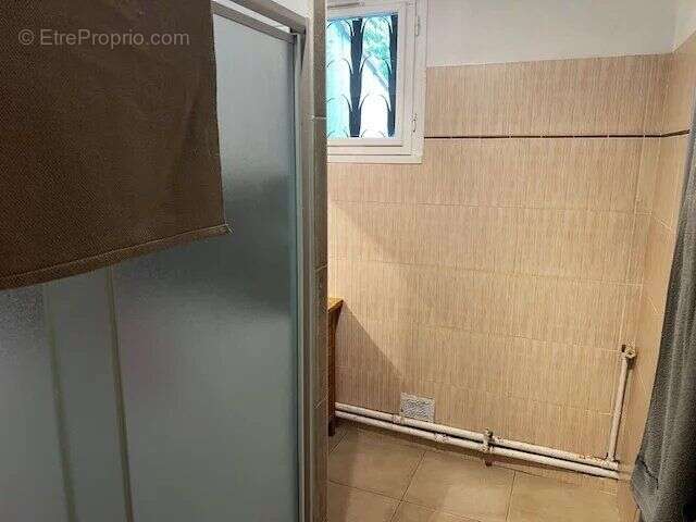 Maison à SAINT-ETIENNE-DE-GOURGAS