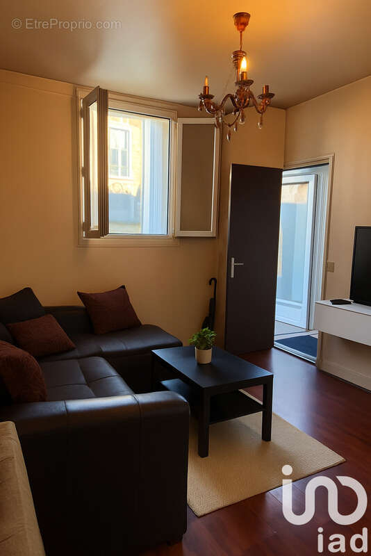Photo 9 - Appartement à AUBERVILLIERS