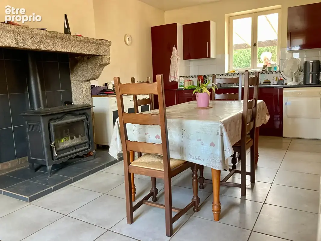 Maison 7 pièces 225 m² à vendre à Scille (79240) - photo 3