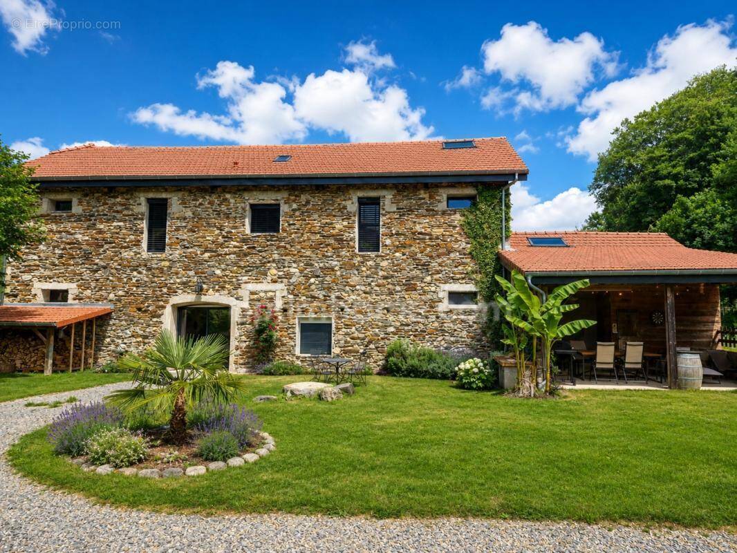 Maison à SIRADAN