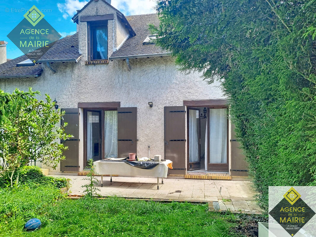 Maison à VIRY-CHATILLON