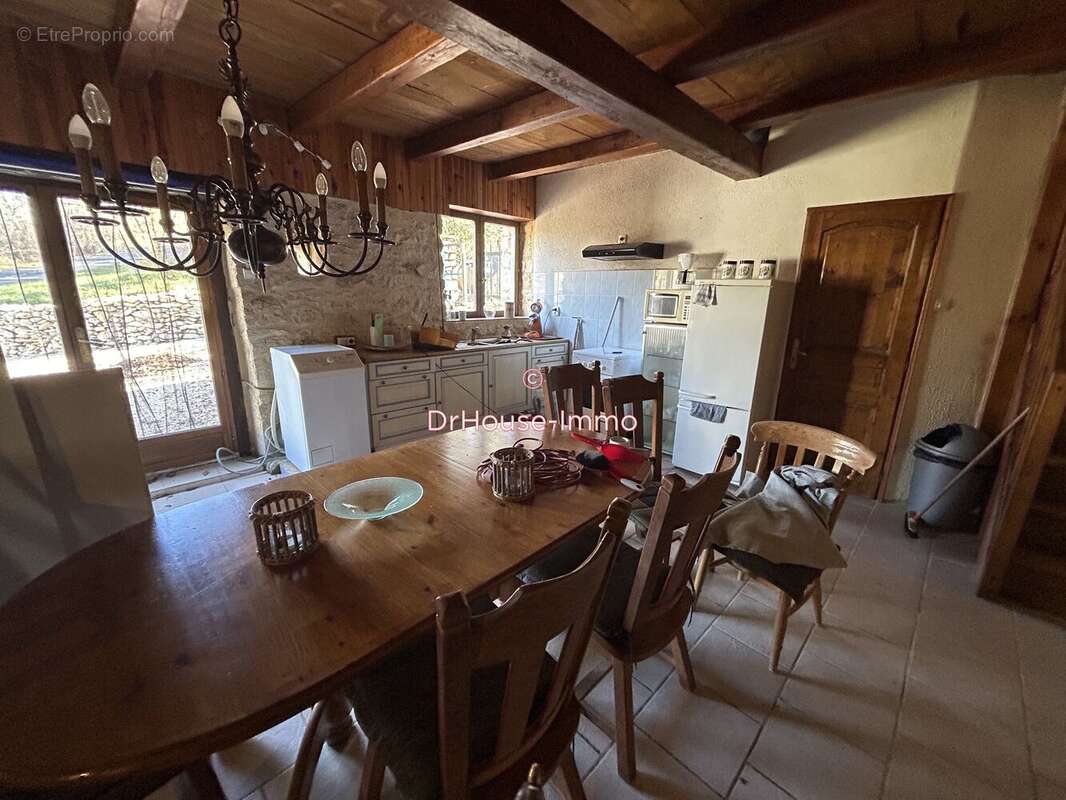 Maison à FRAYSSINET