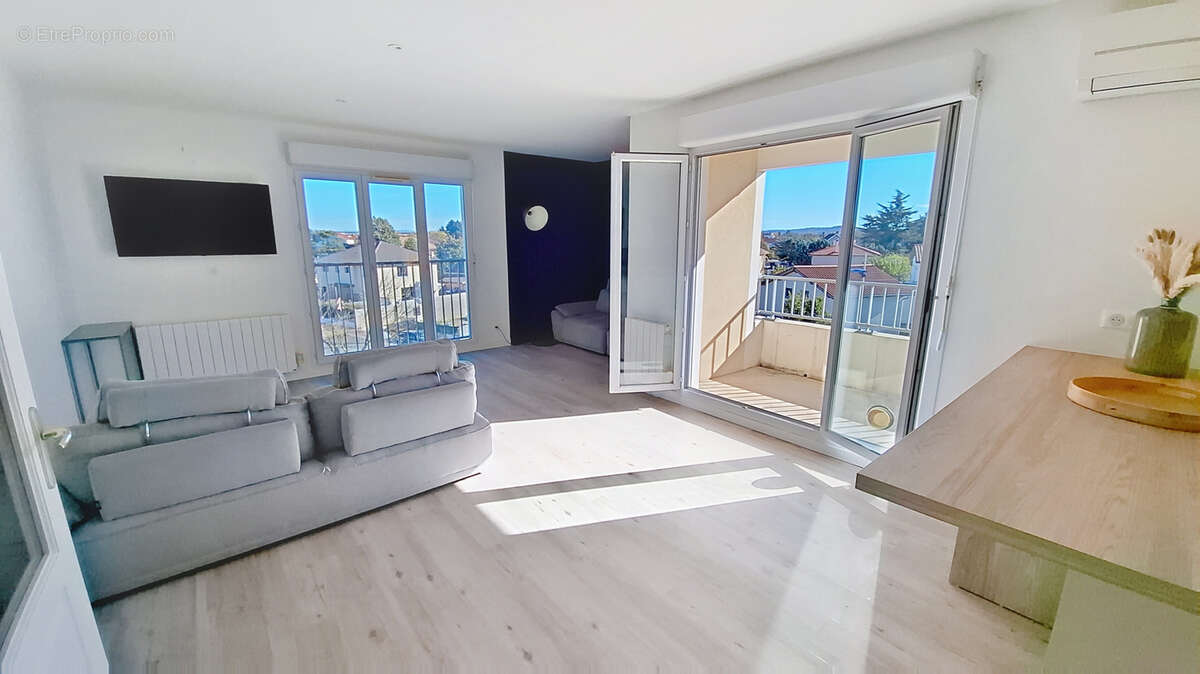 Appartement à CORBAS