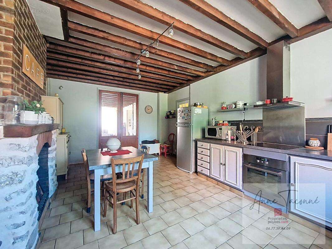 Maison 245 m² à Etampes  - photo 5