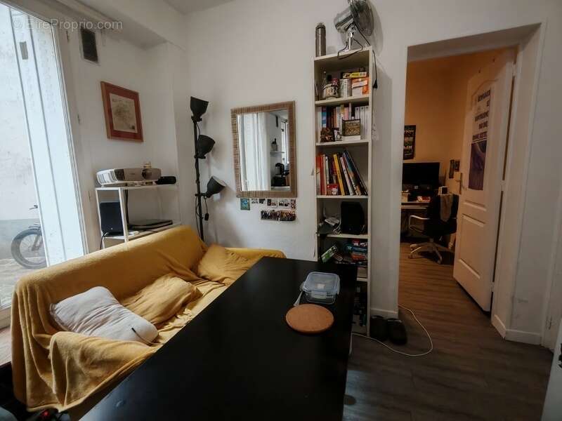 T2 de 20 m² – Rez-de-chaussée – Vendu loué – Métro 4 Chemins (Aubervilliers) - photo 8