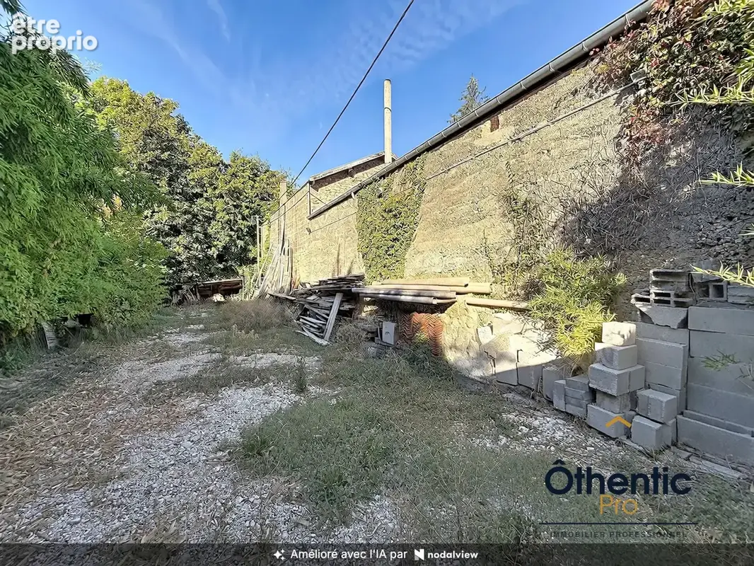 Batiment 399m2 Bourgoin Jallieu secteur Gare Ramseyer centre Ville - photo 5
