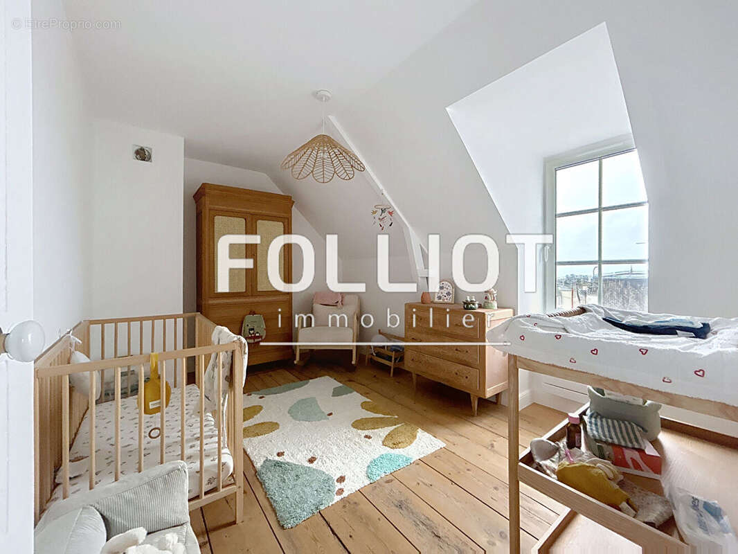 Maison à SAINT-PAIR-SUR-MER