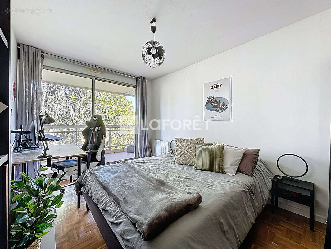Appartement à TASSIN-LA-DEMI-LUNE