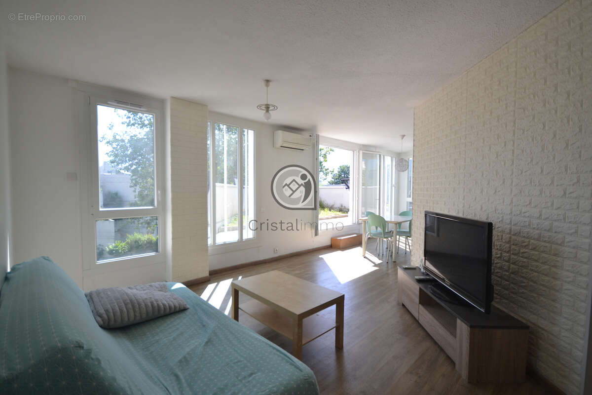Appartement à SAINT-MARTIN-D'HERES