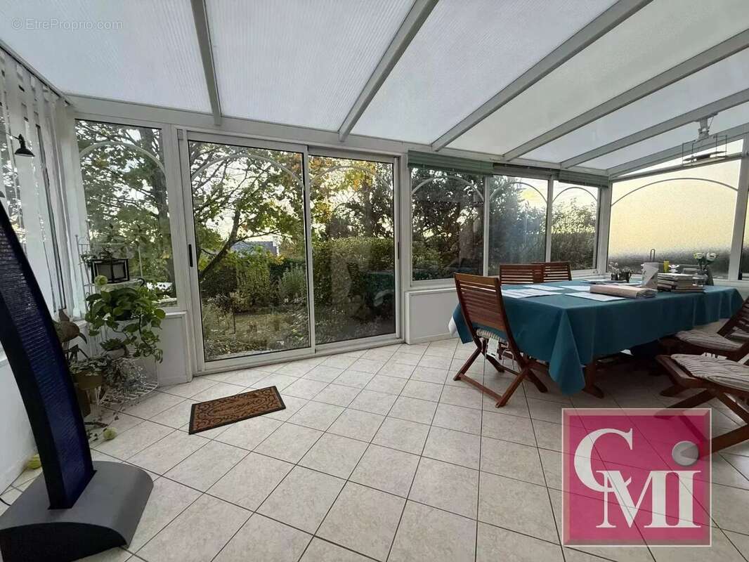Pavillon familial avec de beaux volumes ! - photo 2
