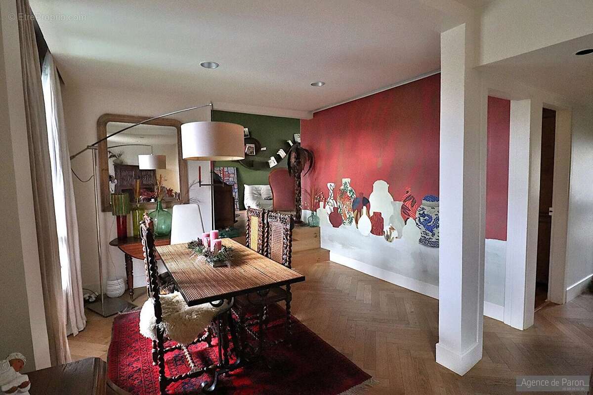 Maison à VERRIERES-LE-BUISSON