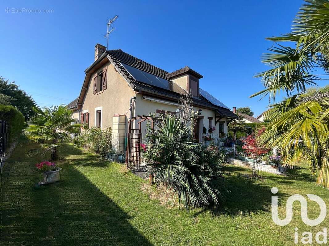 Photo 2 - Maison à ROSIERES-PRES-TROYES