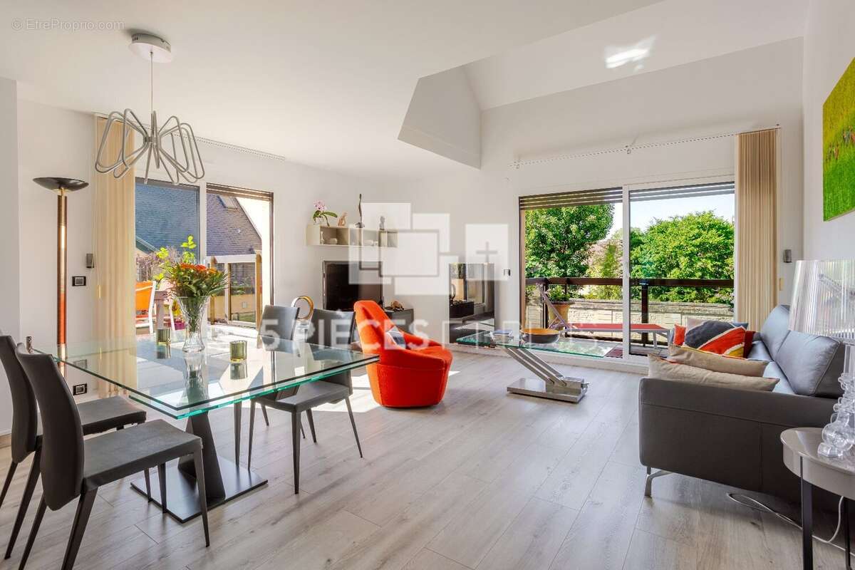 Appartement à MAISONS-LAFFITTE