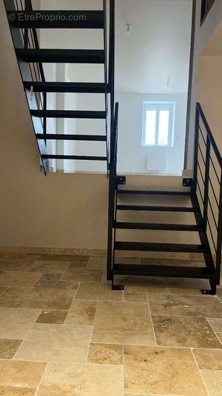 Maison à NEUILLE-PONT-PIERRE