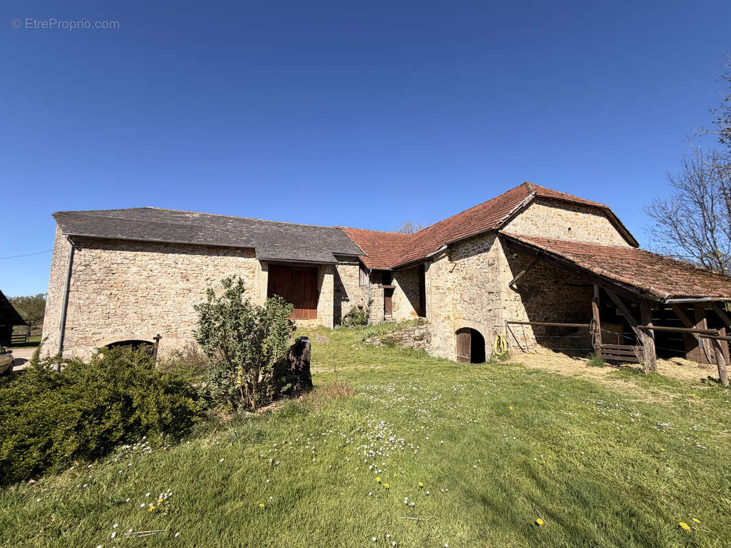 Maison à SOUSCEYRAC