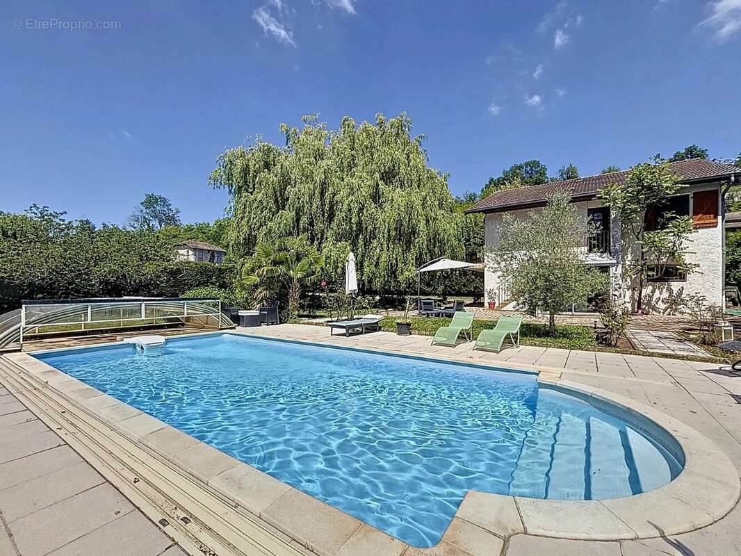 Maison à SAINT-JUST-DE-CLAIX