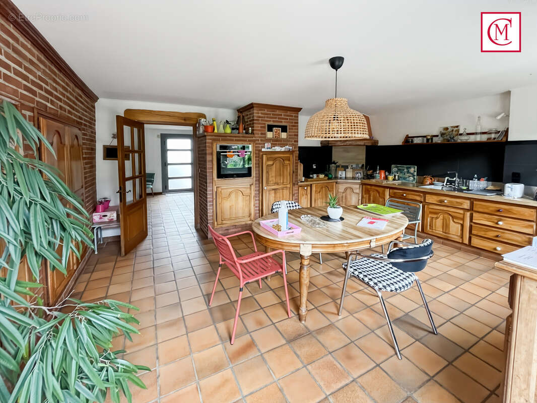 Maison à BRIE-ET-ANGONNES