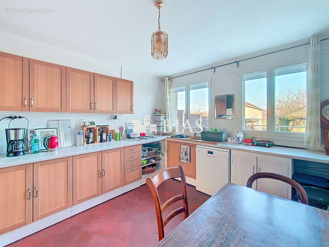 Maison à CRIQUEBEUF-SUR-SEINE