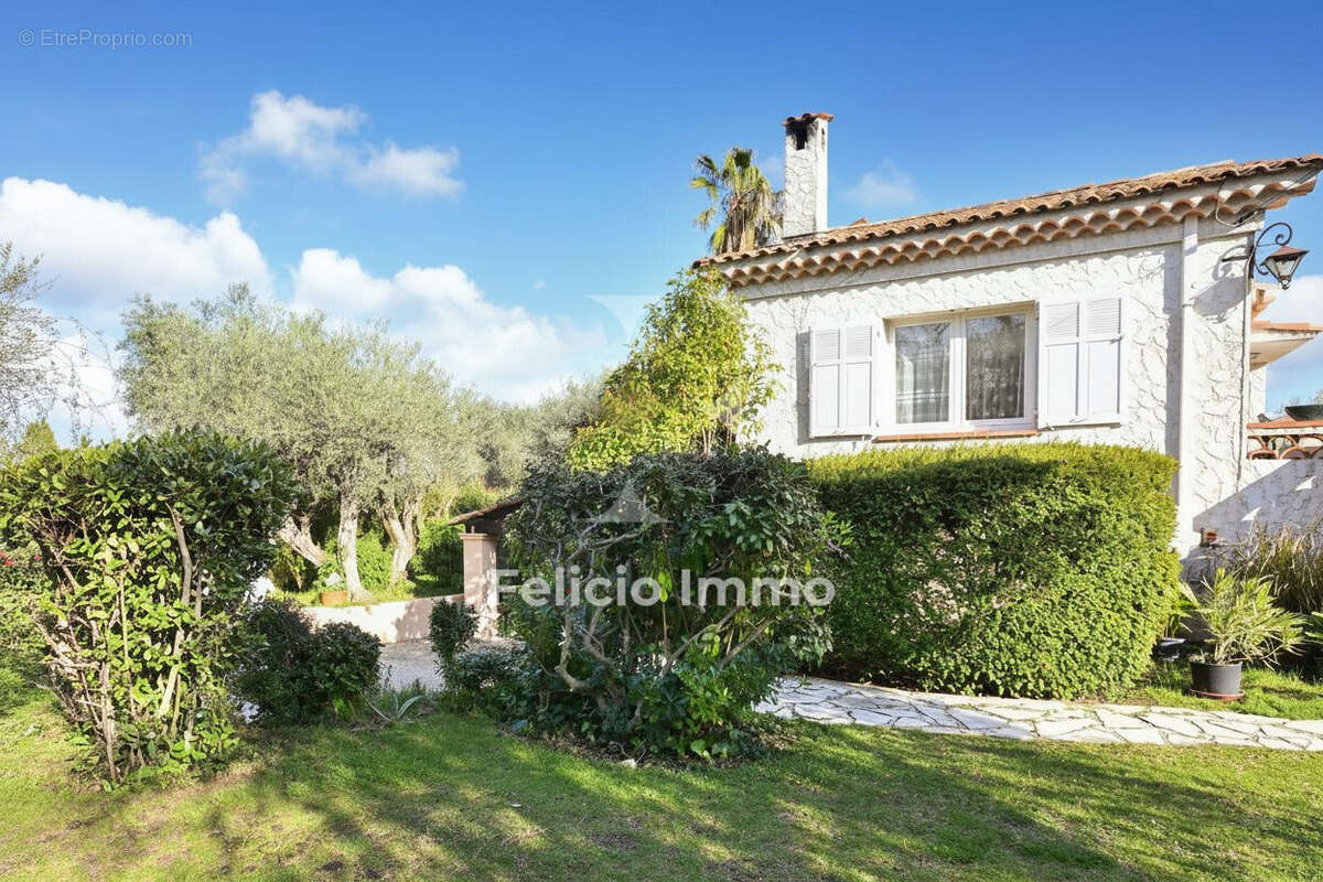 Maison à OPIO