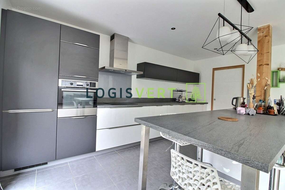 Maison à VILLEBON-SUR-YVETTE