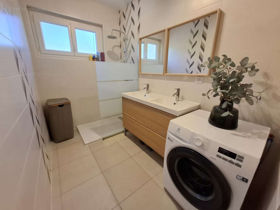 Maison à CHONAS-L&#039;AMBALLAN