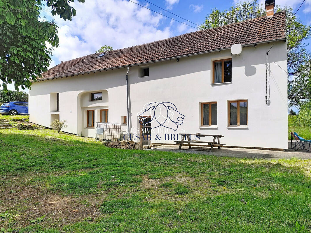 Maison à AIGUEPERSE
