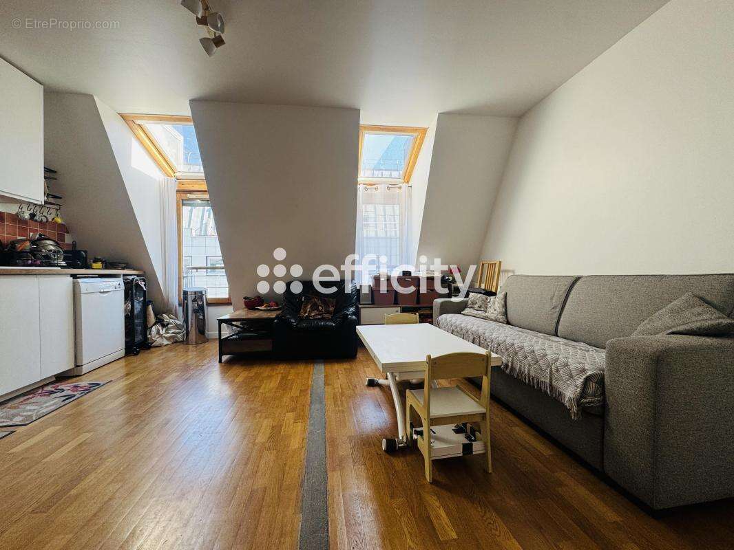 Appartement à PARIS-12E