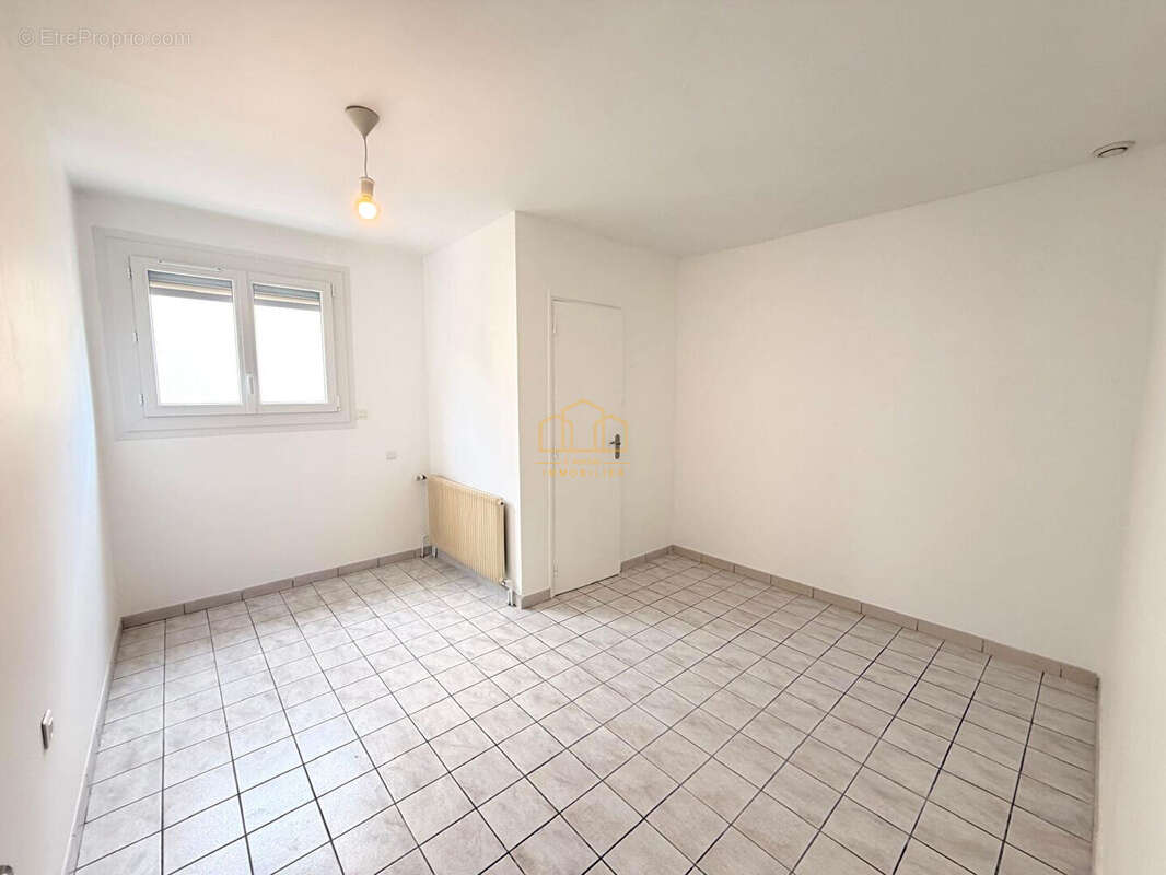 Maison T4 avec dépendance T2 à vendre au centre-ville de Gujan-Mestras - photo 10
