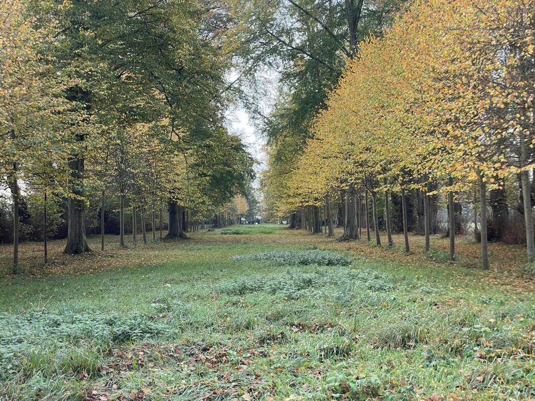 Maison à FOUCAUCOURT-HORS-NESLE