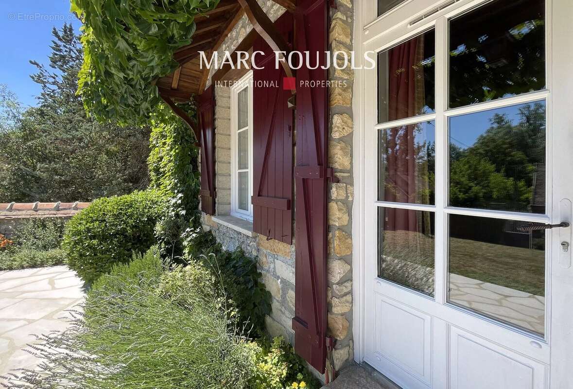 Maison à FONTAINEBLEAU