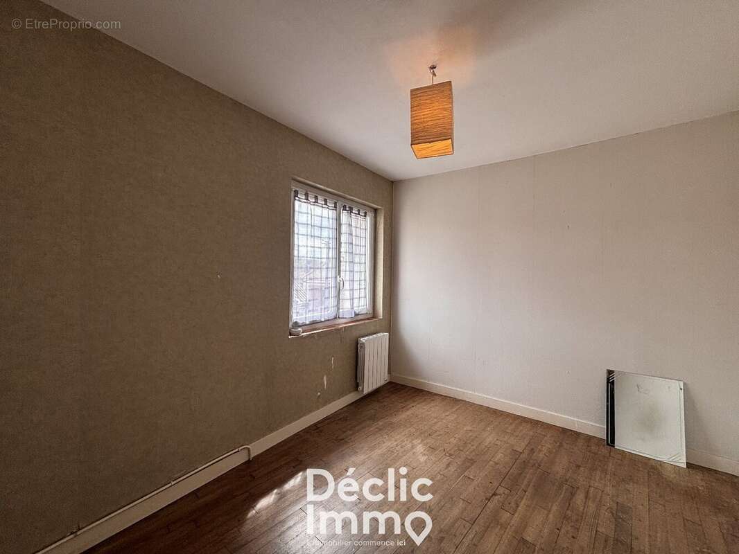 Maison à CHAMPNIERS