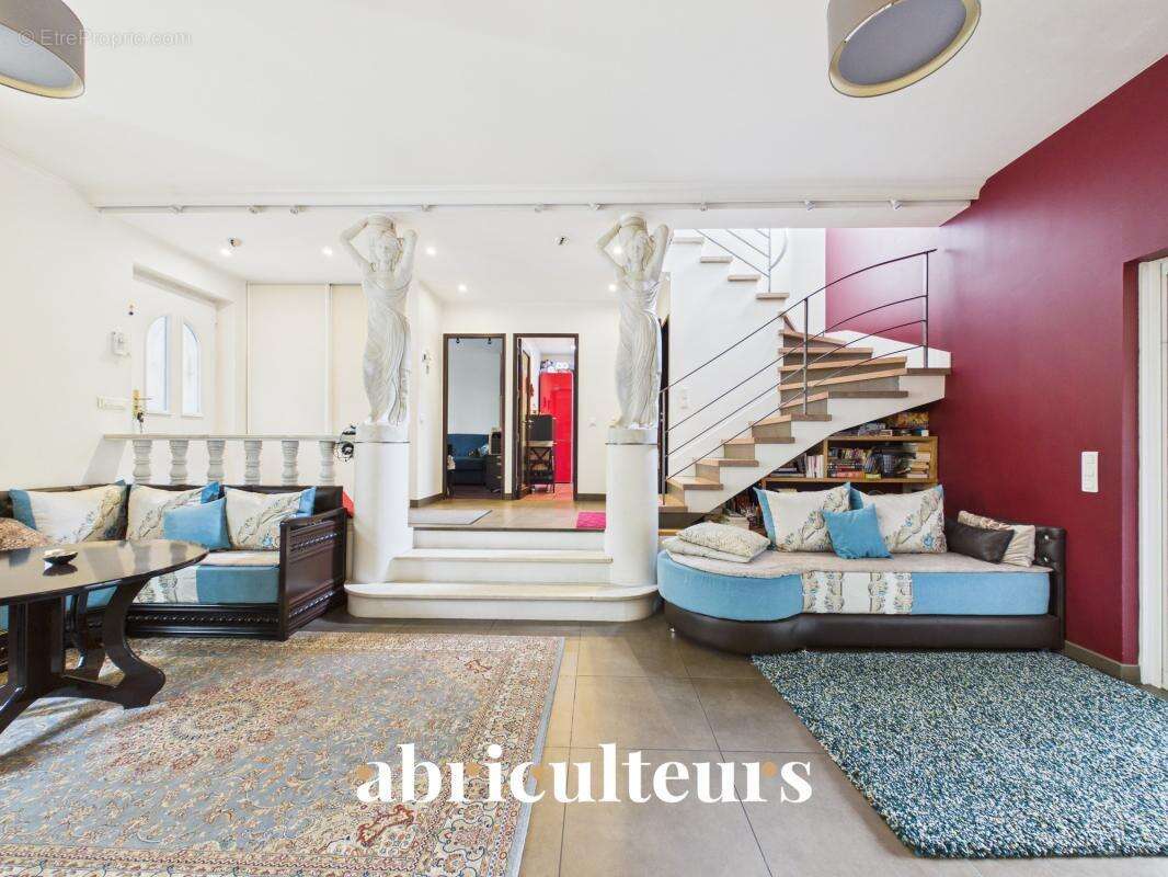 Maison à COLOMBES