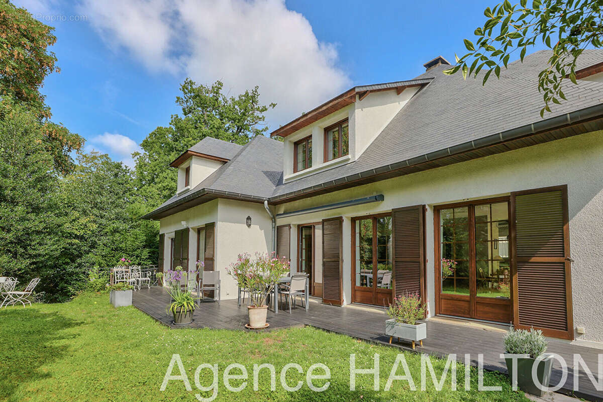 Maison familiale d'exception à l'Etang-La-Ville/ Marly-Le-Roi - photo 14