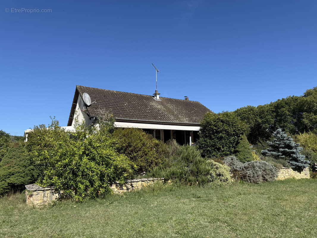 Maison à SAINT-SATUR