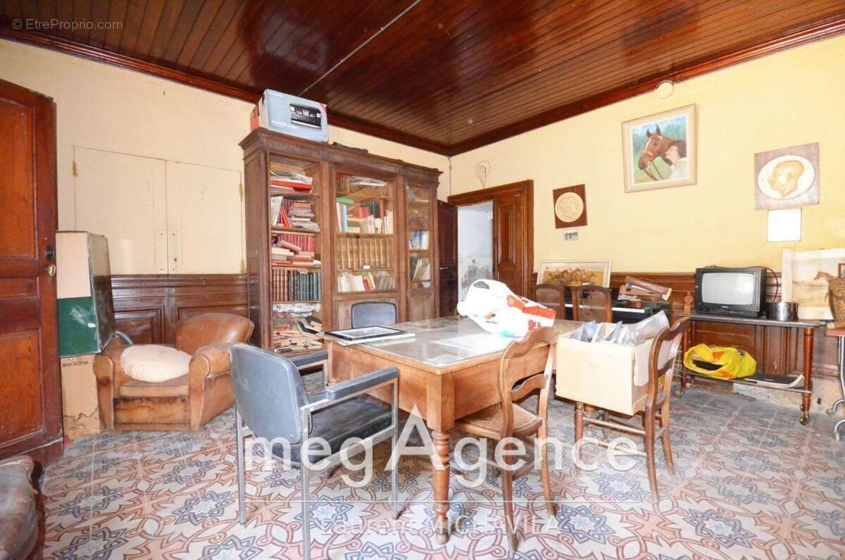 Maison à VILLENEUVE-LES-BEZIERS