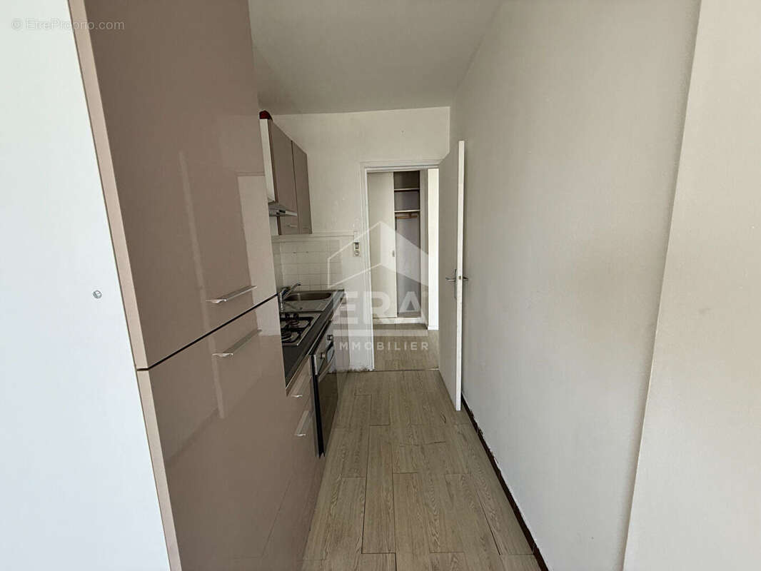 Appartement 69m² à martigues - photo 6