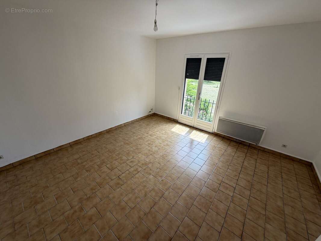 Appartement 218 m² à Gien  - photo 2