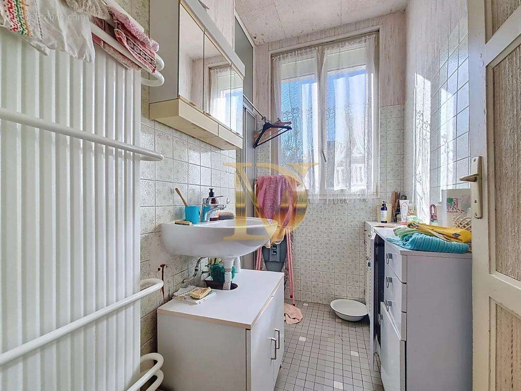 Maison à MONTLOUIS-SUR-LOIRE