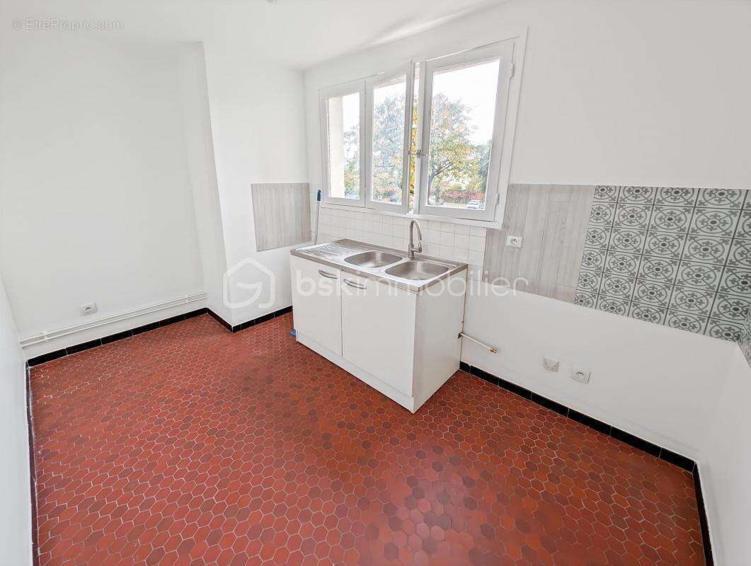 Appartement à ROSNY-SOUS-BOIS